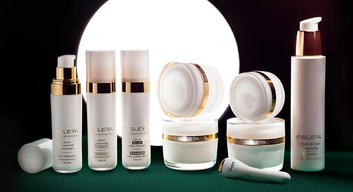 العناية بالبشرة المضادة للشيخوخة